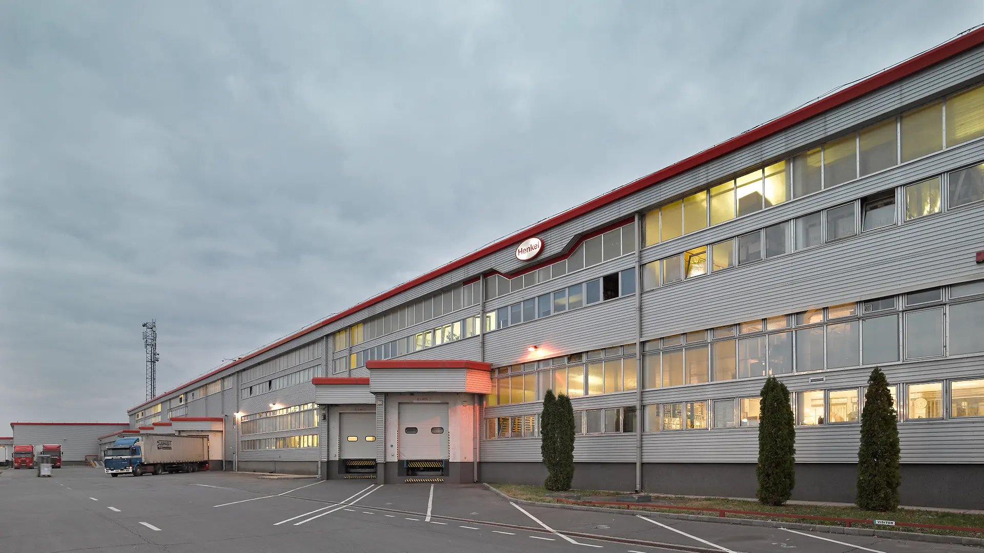 A körösladányi mosó- és háztartási tisztítószer gyár hosszú évtizedek alatt a CEE régió egyik legjelentősebb gyárává vált egészen 2024-ig tartó működéséig